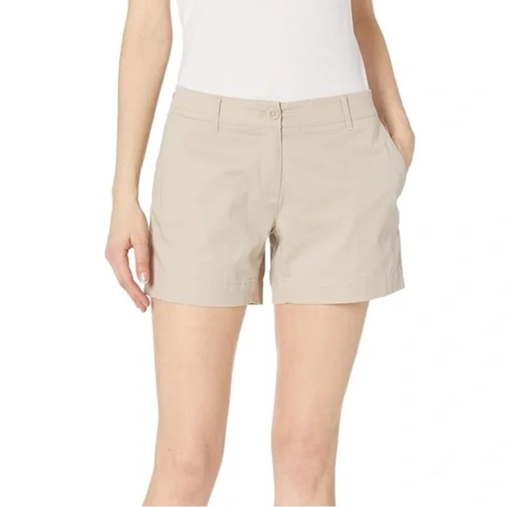 Nautica Women's Comfort Tailored Stretch Khaki Shorts Sz 6 NEW WITH TAGS